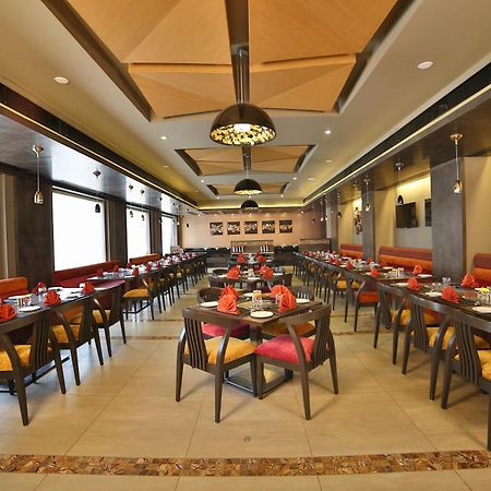 Hotel G Express Formerly Known As Tgb Express Ahmedabad Exterior foto